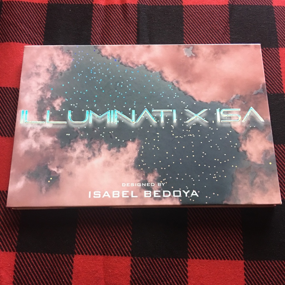 Illuminati X Isa eyeshadow palette